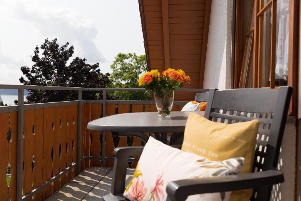 Gaestehaus St. Martin Sipplingen Exterior foto